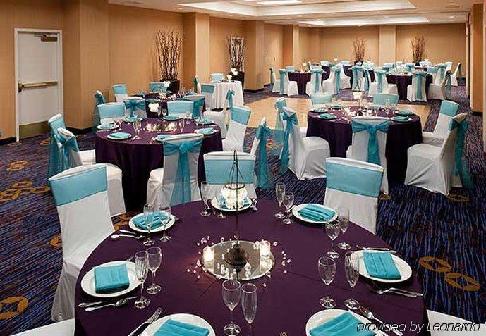Hotel Courtyard By Marriott Anaheim / Orange County 3*