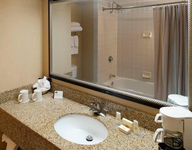 Courtyard By Marriott Anaheim / Orange County 3*