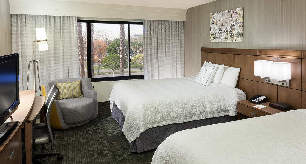 Courtyard By Marriott Anaheim / Orange County Hotel Cypress