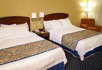 Courtyard By Marriott Anaheim / Orange County Hotel Cypress