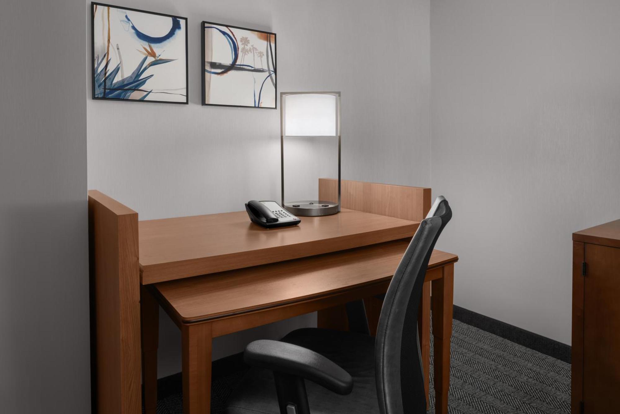 Courtyard By Marriott Anaheim / Orange County 3* Cypress