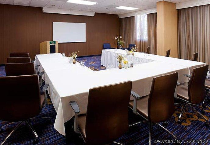 Courtyard By Marriott Anaheim / Orange County